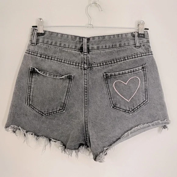 Delilah Heart High Waist Shorts - Picture 2 of 5